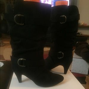Heeled boot